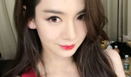 戚薇短视频,时尚辣妈的日常穿搭与生活感悟